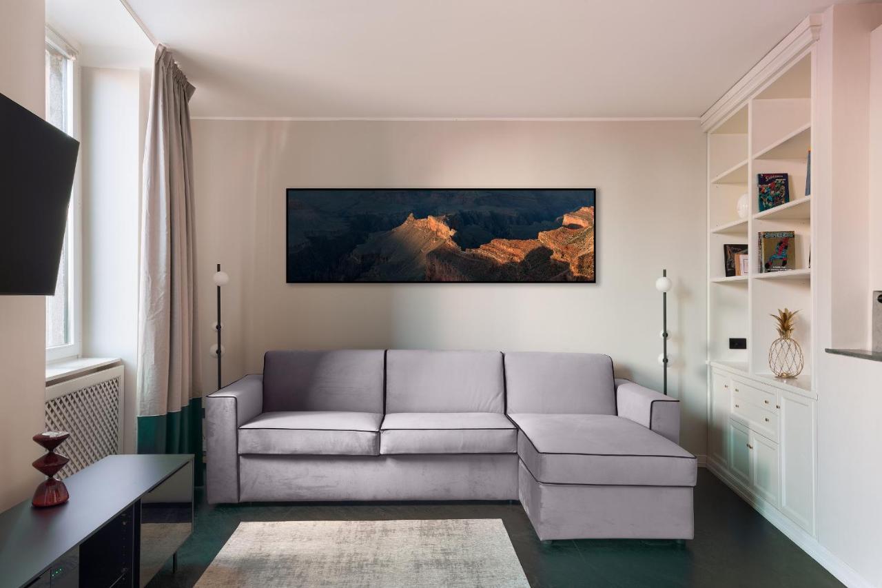 Hl Luxury Duomo Apartment - Via Torino, Montenapoleone Milan Exterior photo
