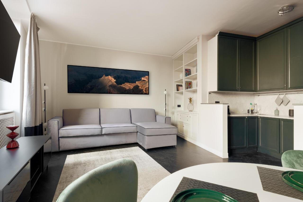 Hl Luxury Duomo Apartment - Via Torino, Montenapoleone Milan Exterior photo