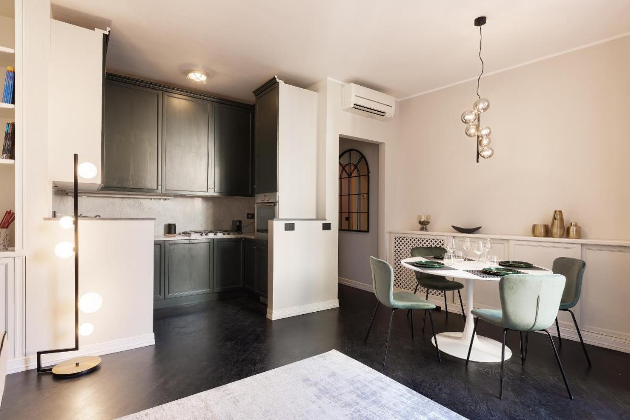 Hl Luxury Duomo Apartment - Via Torino, Montenapoleone Milan Exterior photo